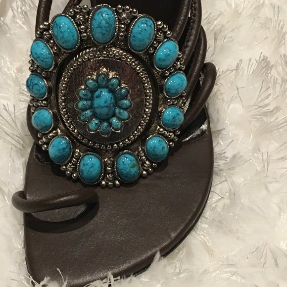 🔥 HOST PICK 🔥 COLIN STUART Bejewelled Heels… - Picture 3 of 8